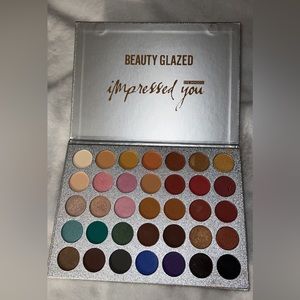 35 Color Eyeshadow Palette